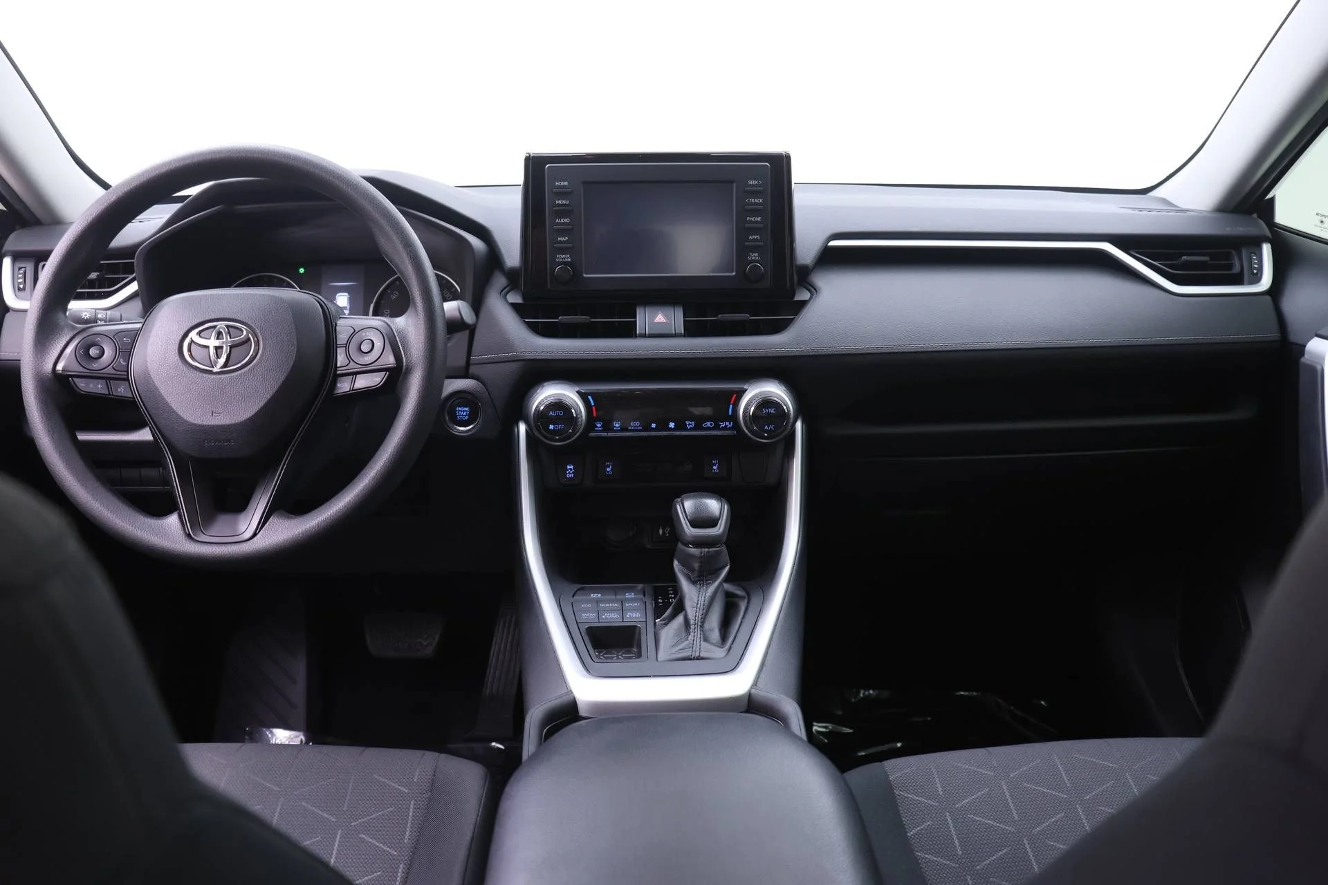 Used 2019 Ruby Flare Pearl Toyota XLE image 5