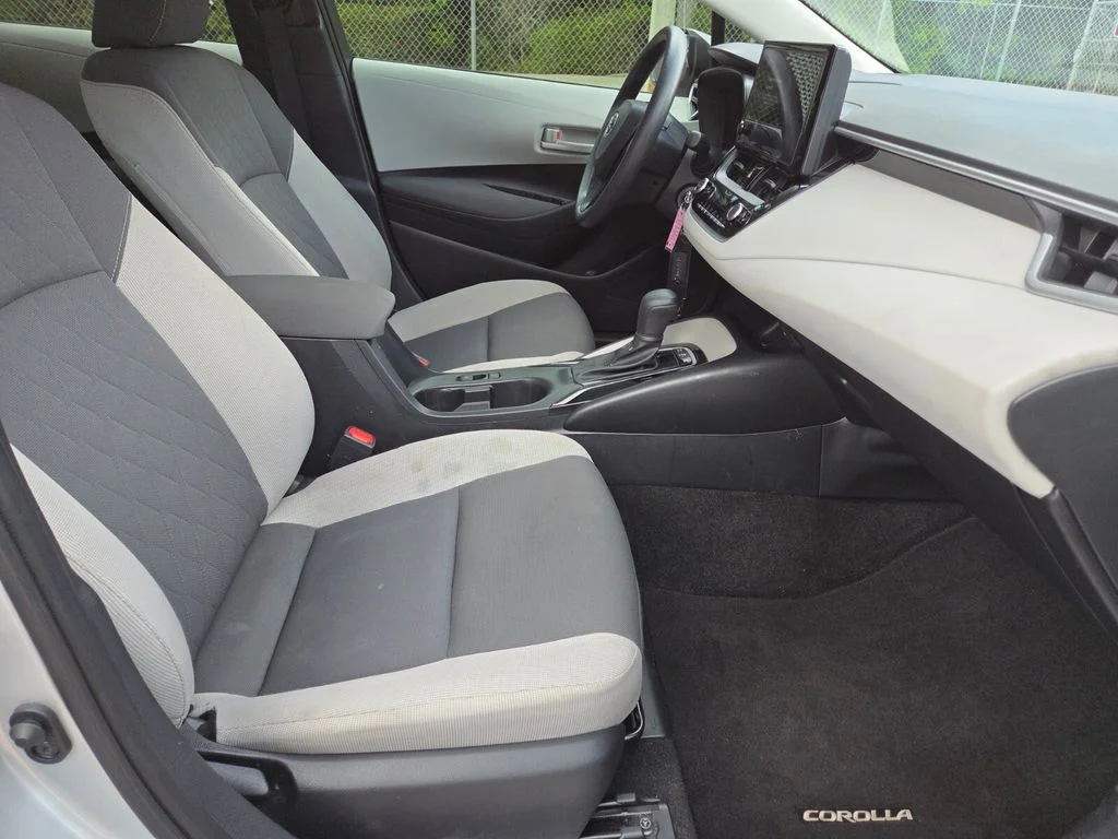 Certified Used 2025 Silver Toyota LE image 14