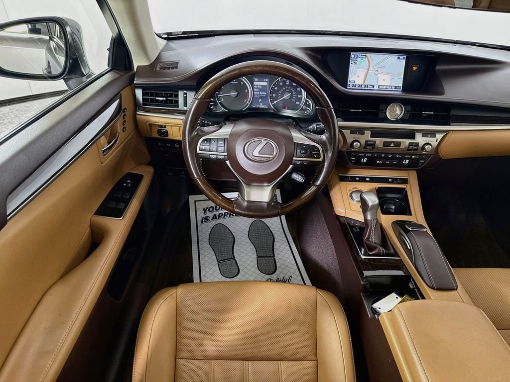 Used 2016 Nebula Gray Pearl Lexus Base image 4
