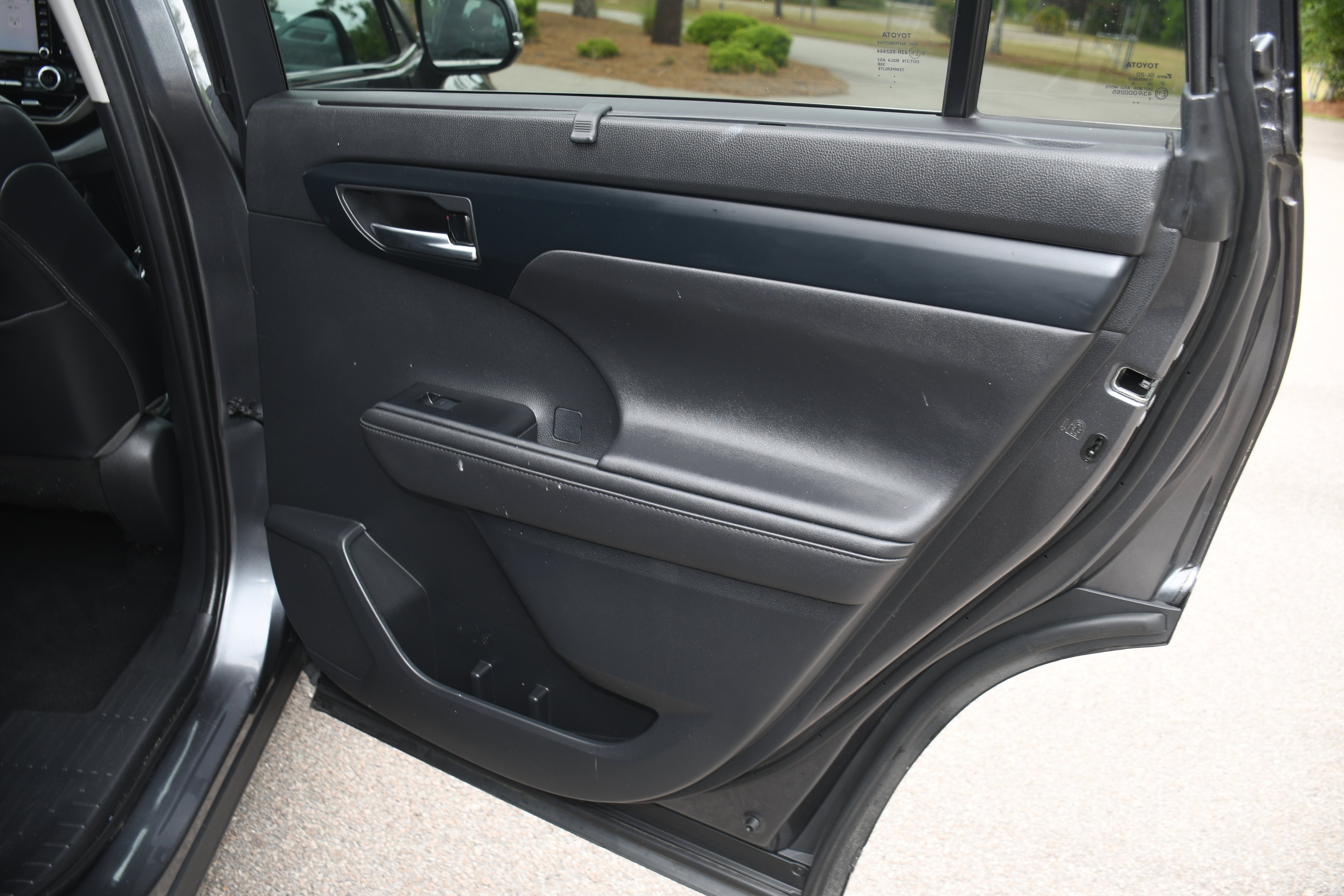 Used 2020 Gray Toyota XLE image 20