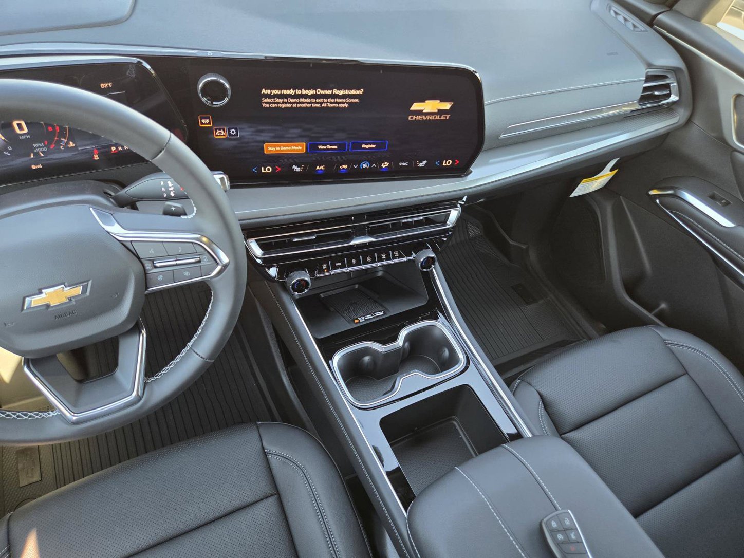 2027 Chevrolet Traverse LT - Photo 17