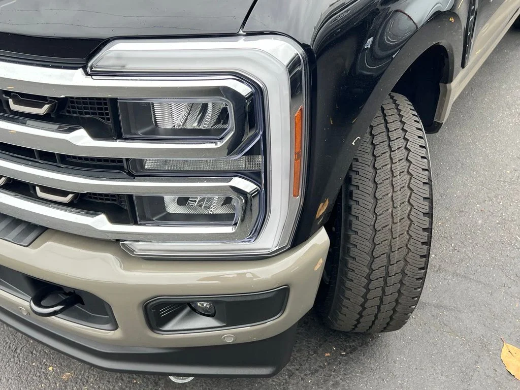 New 2026 Agate Black Metallic Ford F-250® King Ranch® image 2