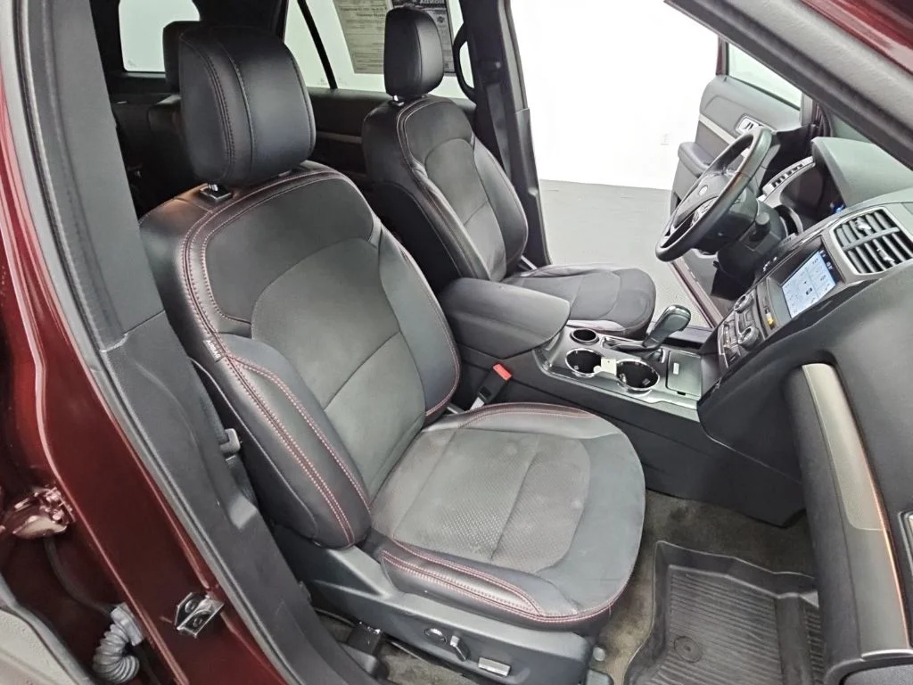 Used 2018 Red Ford XLT image 42