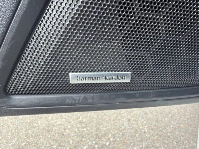 Used 2024 White Subaru Limited image 12