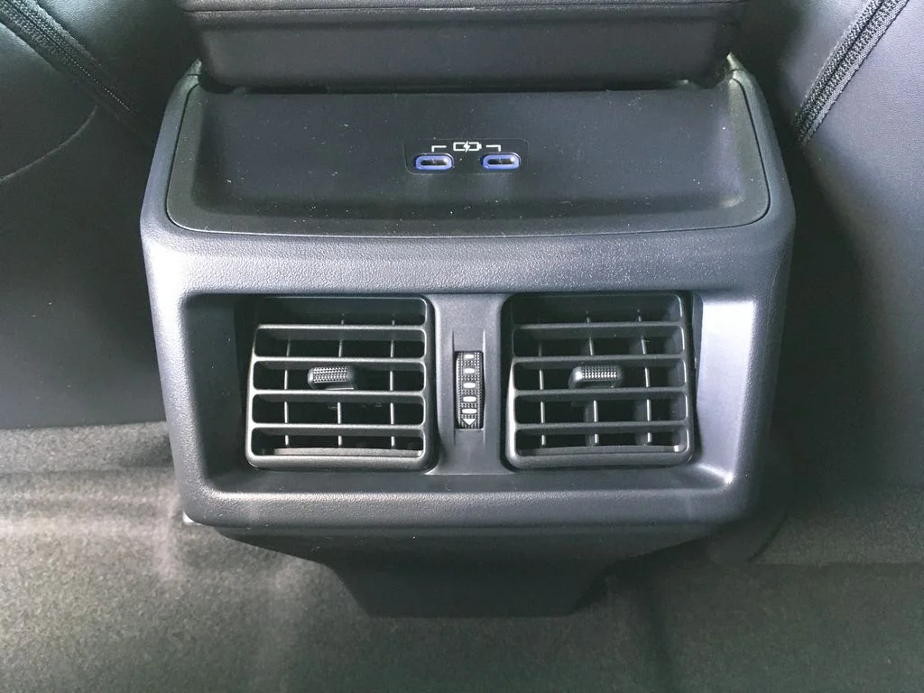 New 2026  Toyota XLE Plus image 24