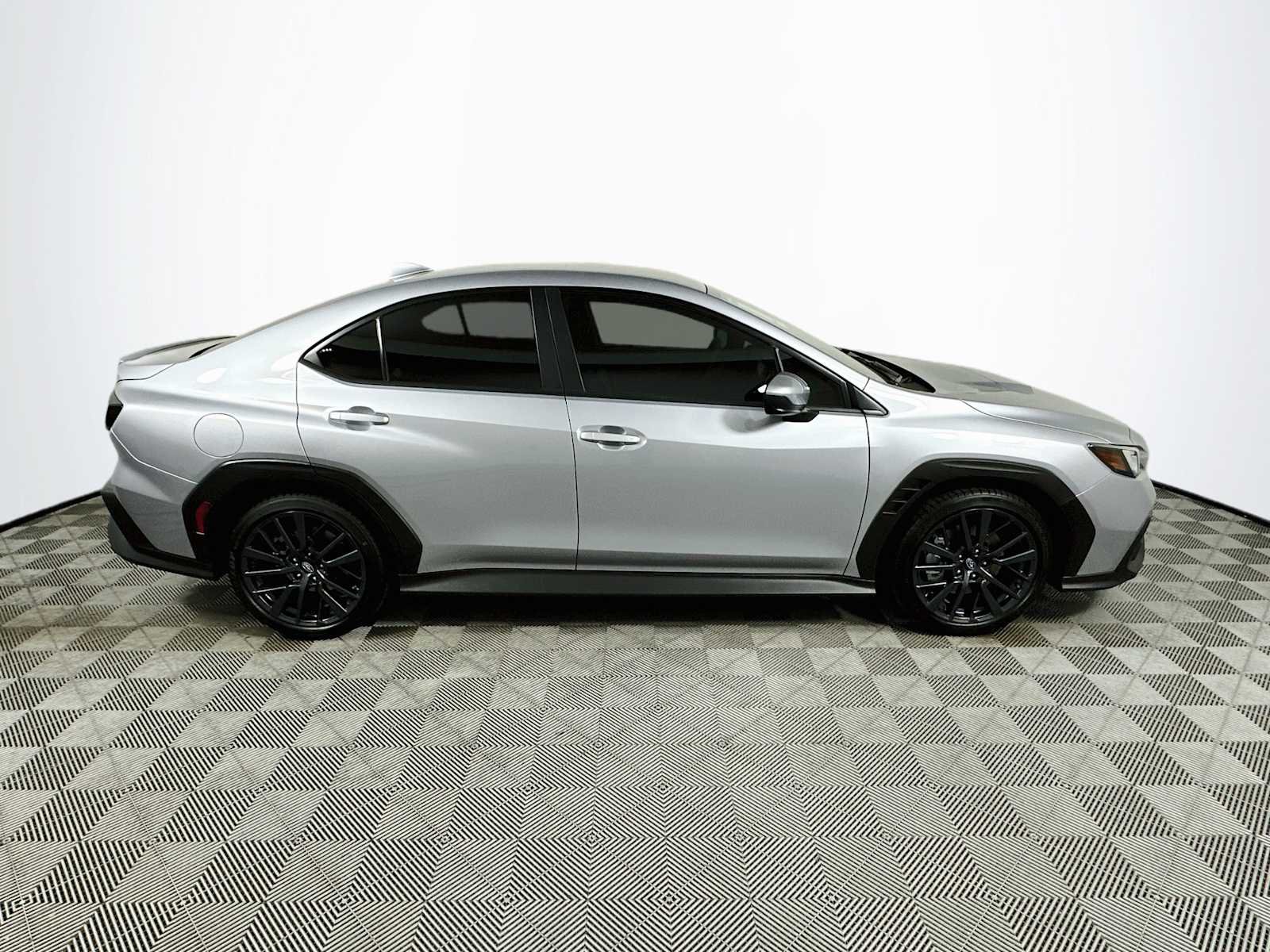 New 2026 ICE SILVER METALLIC Subaru Premium image 8