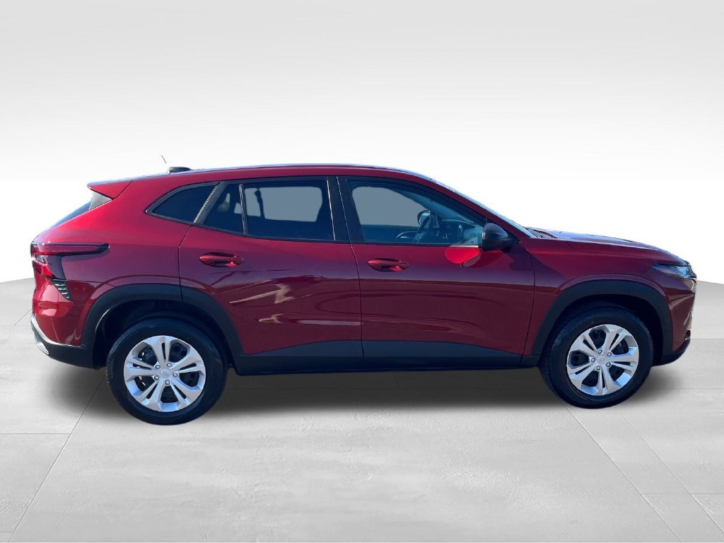 Used 2025 Red Chevrolet LS image 6