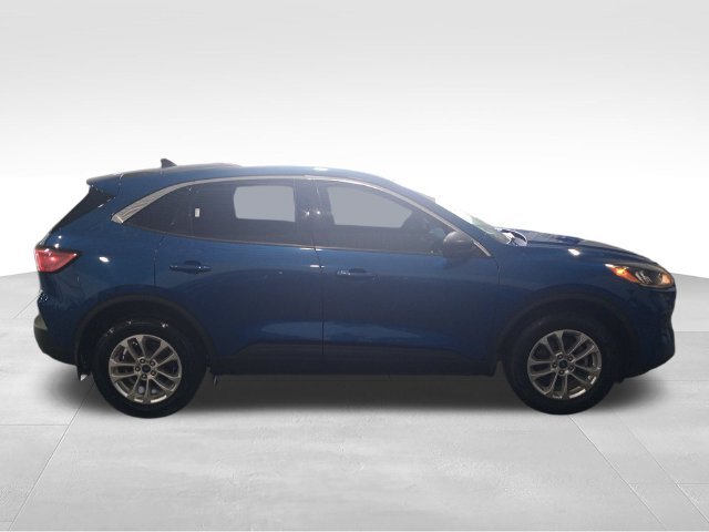 Used 2022 Blue Ford SE image 6