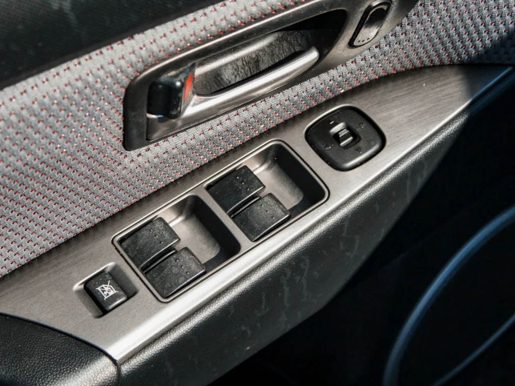 Used 2007 Galaxy Gray Mazda s Sport image 10