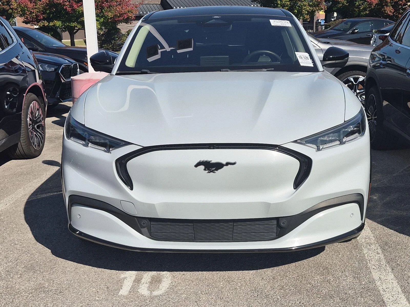 Used 2023 Space White Metallic Ford Premium image 6
