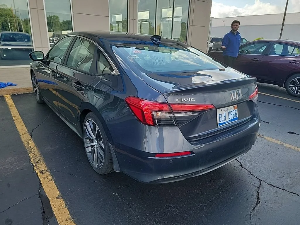 2024 Honda Civic Touring - Photo 19