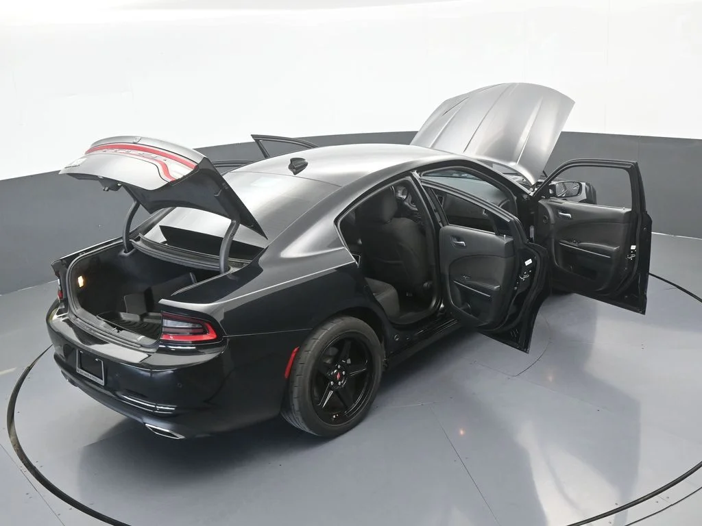 Used 2023 Pitch Black Clearcoat Dodge SXT image 61