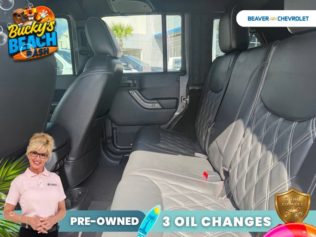 Used 2018 Gray Jeep Sport S image 9