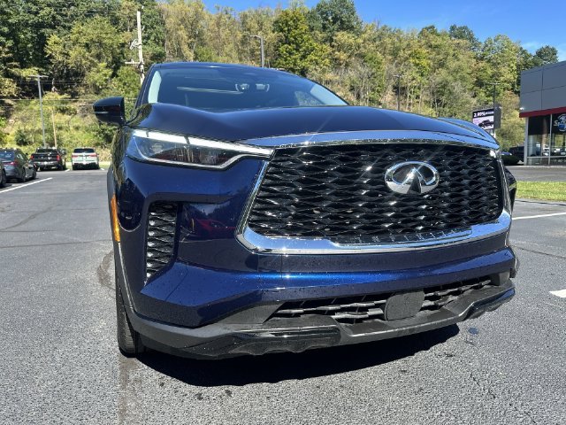 Used 2023 Blue INFINITI PURE image 18