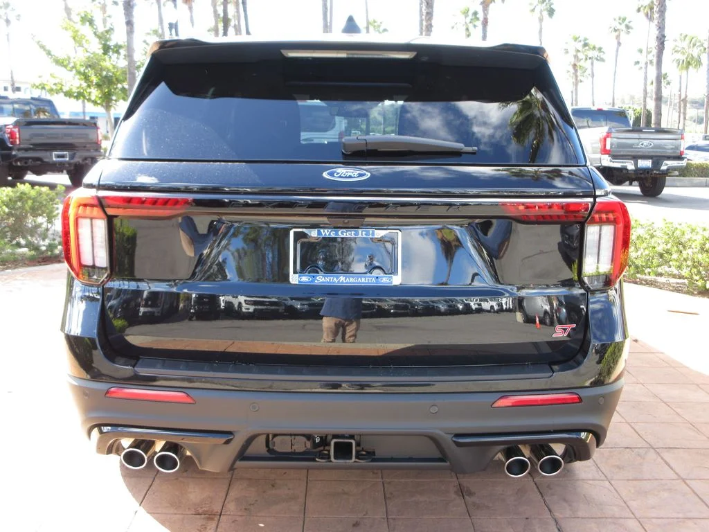 New 2026 Agate Black Metallic Ford ST image 3