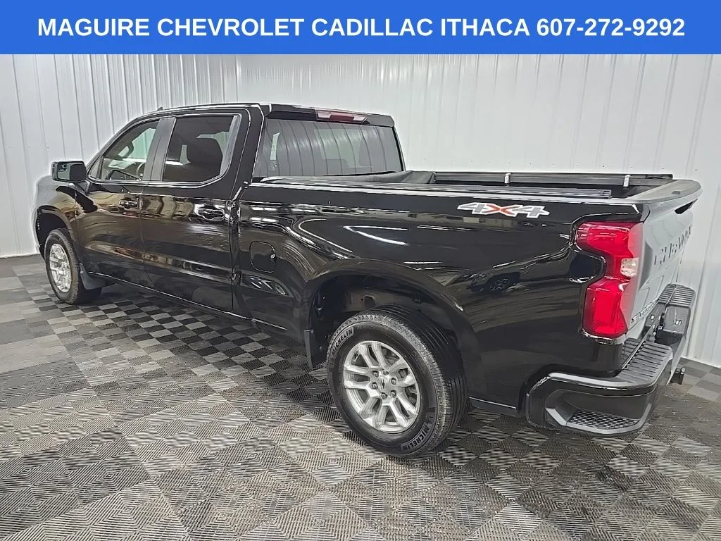 Used 2023 Black Chevrolet RST image 9