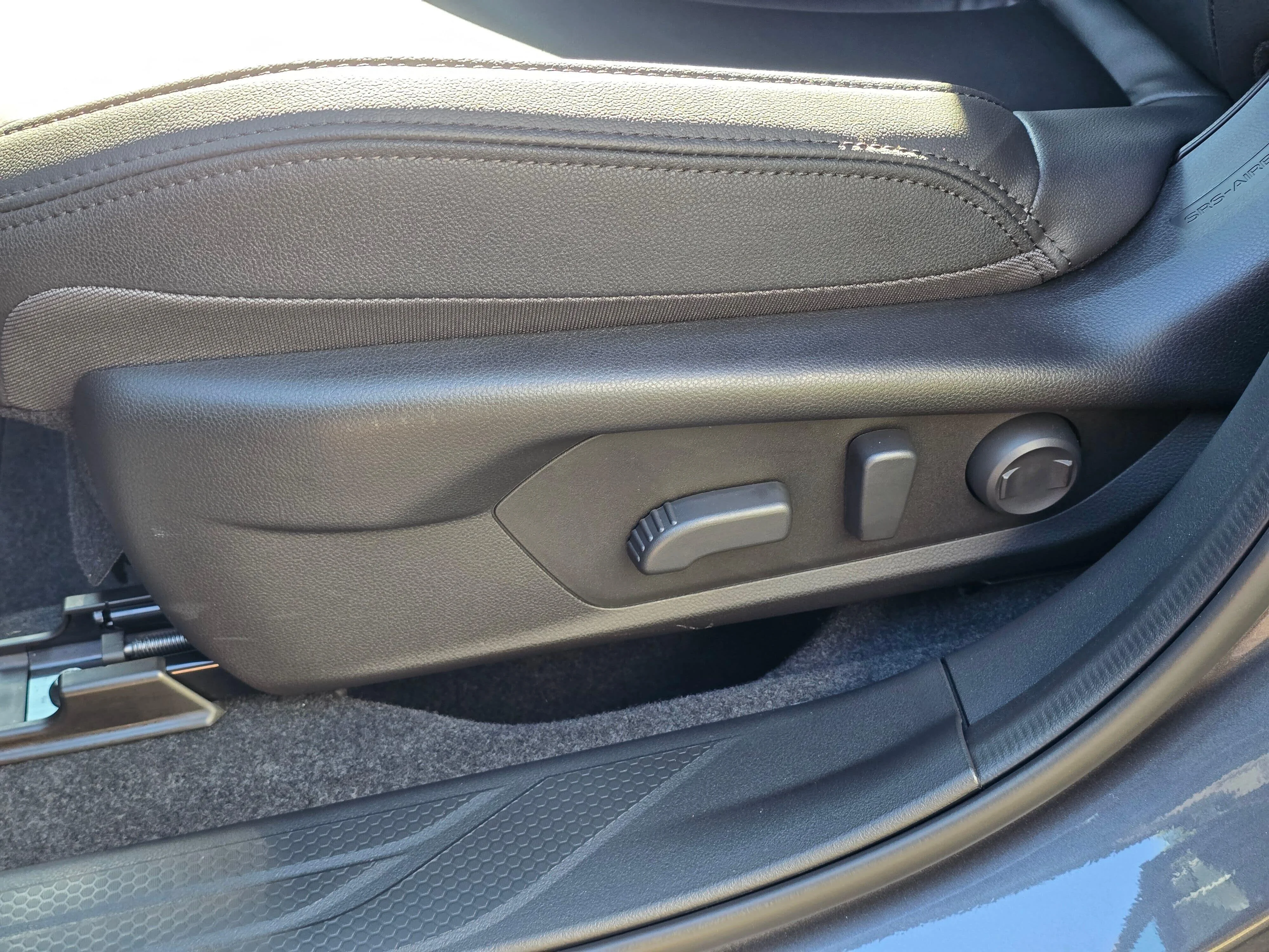 New 2026 MAGNETITE GRAY METALLIC Subaru Premium image 13