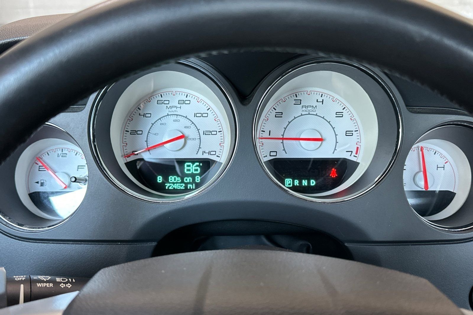 Used 2013 White Dodge SXT image 25