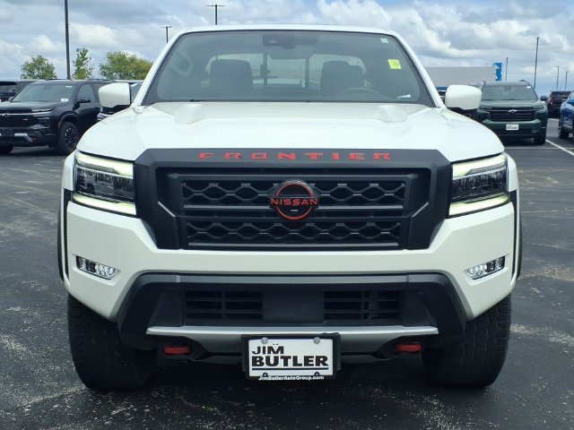 Used 2023 White Nissan Crew Cab PRO-4X 4x4 image 27