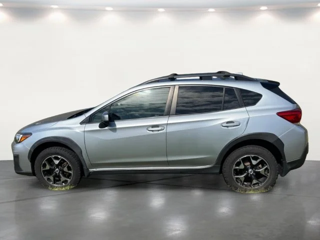 Used 2018 Silver Subaru 2.0i Premium image 18