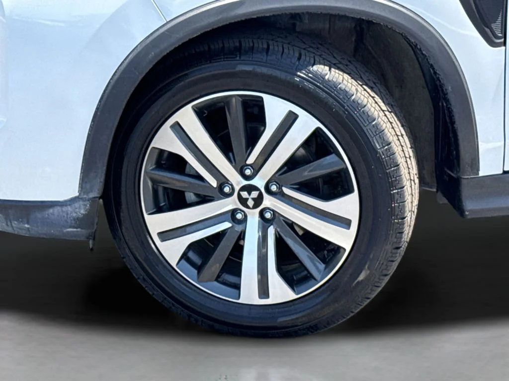Used 2024 Black Mitsubishi 2.0 ES image 45
