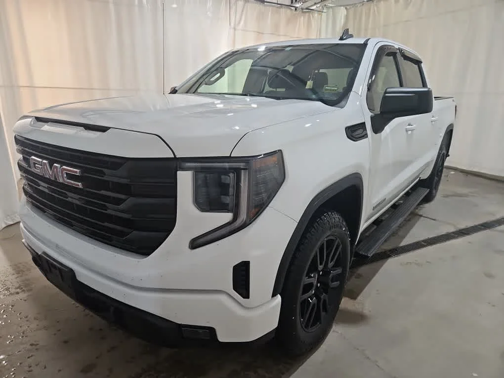 2022 GMC Sierra 4WD Crew Cab Short Box Elevation's photo