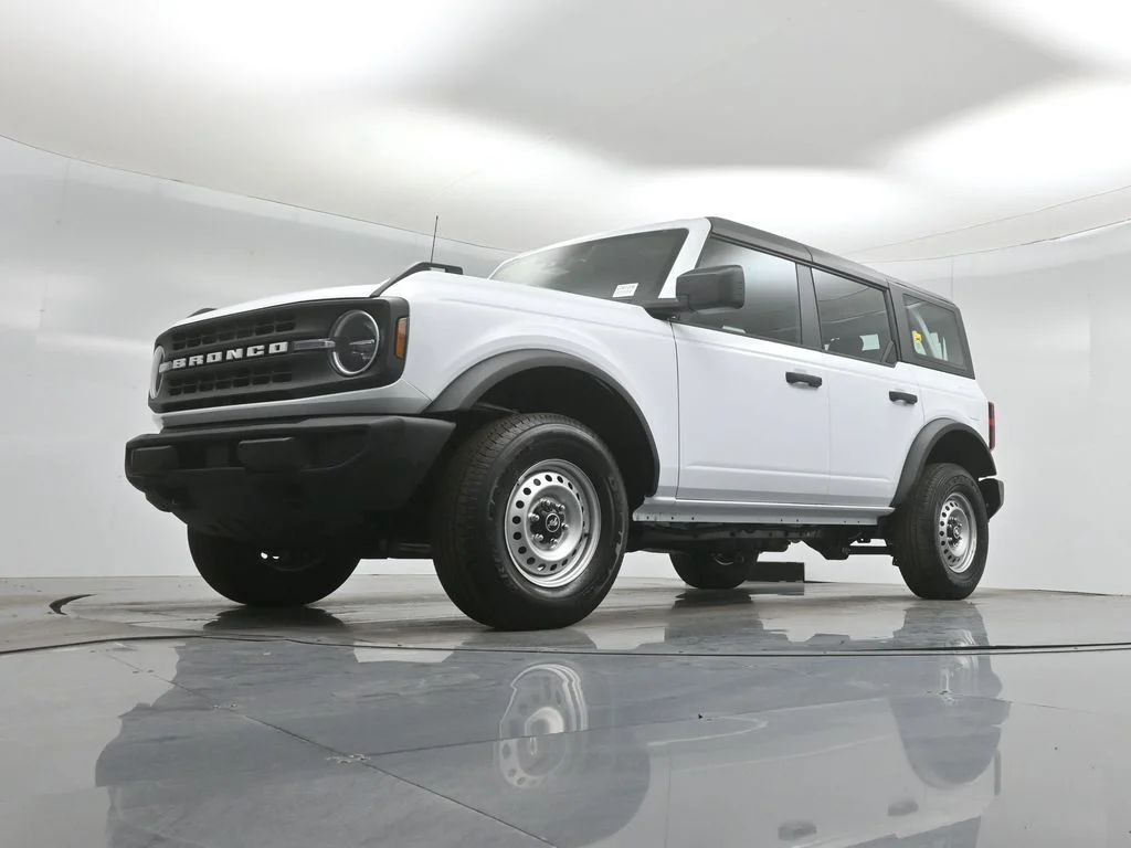 New 2026 White Ford Base image 42