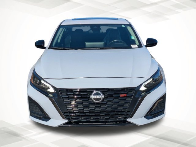 Used 2024 Gray Nissan 2.5 SR image 9