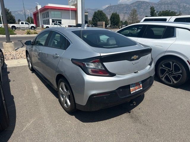 Used 2019 Silver Ice Metallic Chevrolet LT image 5
