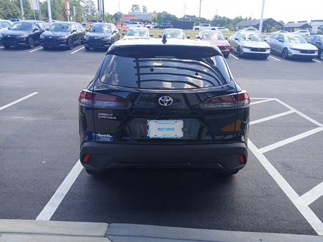 Used 2026 Jet Black Toyota L image 8