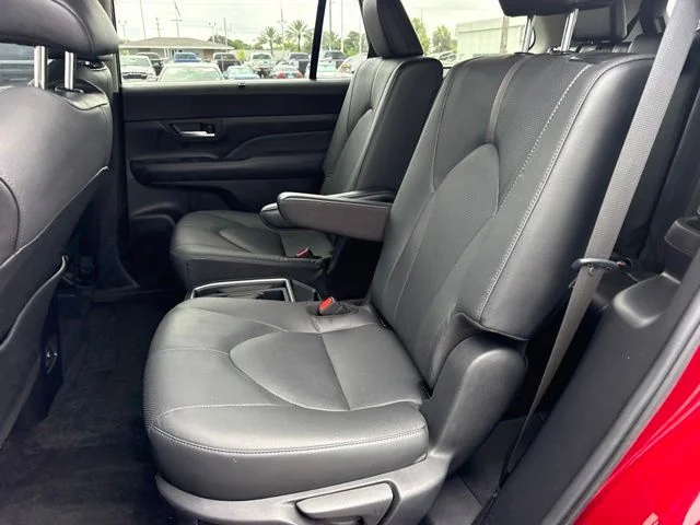 Used 2024 Red Toyota Platinum image 12