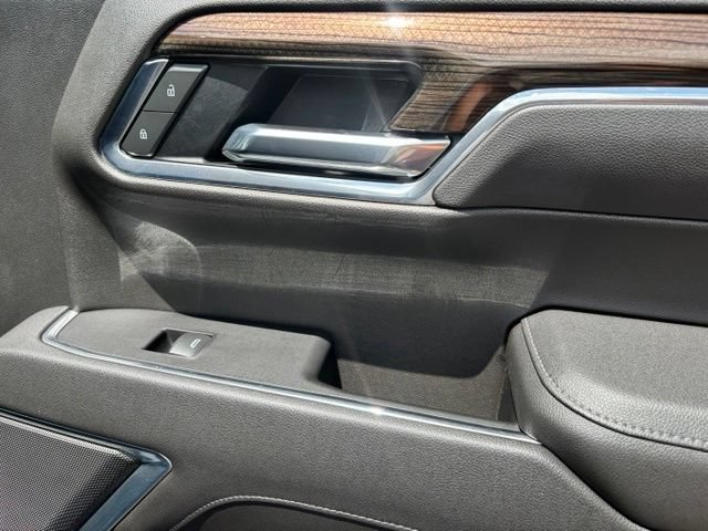 Used 2022 Summit White Chevrolet LT image 24