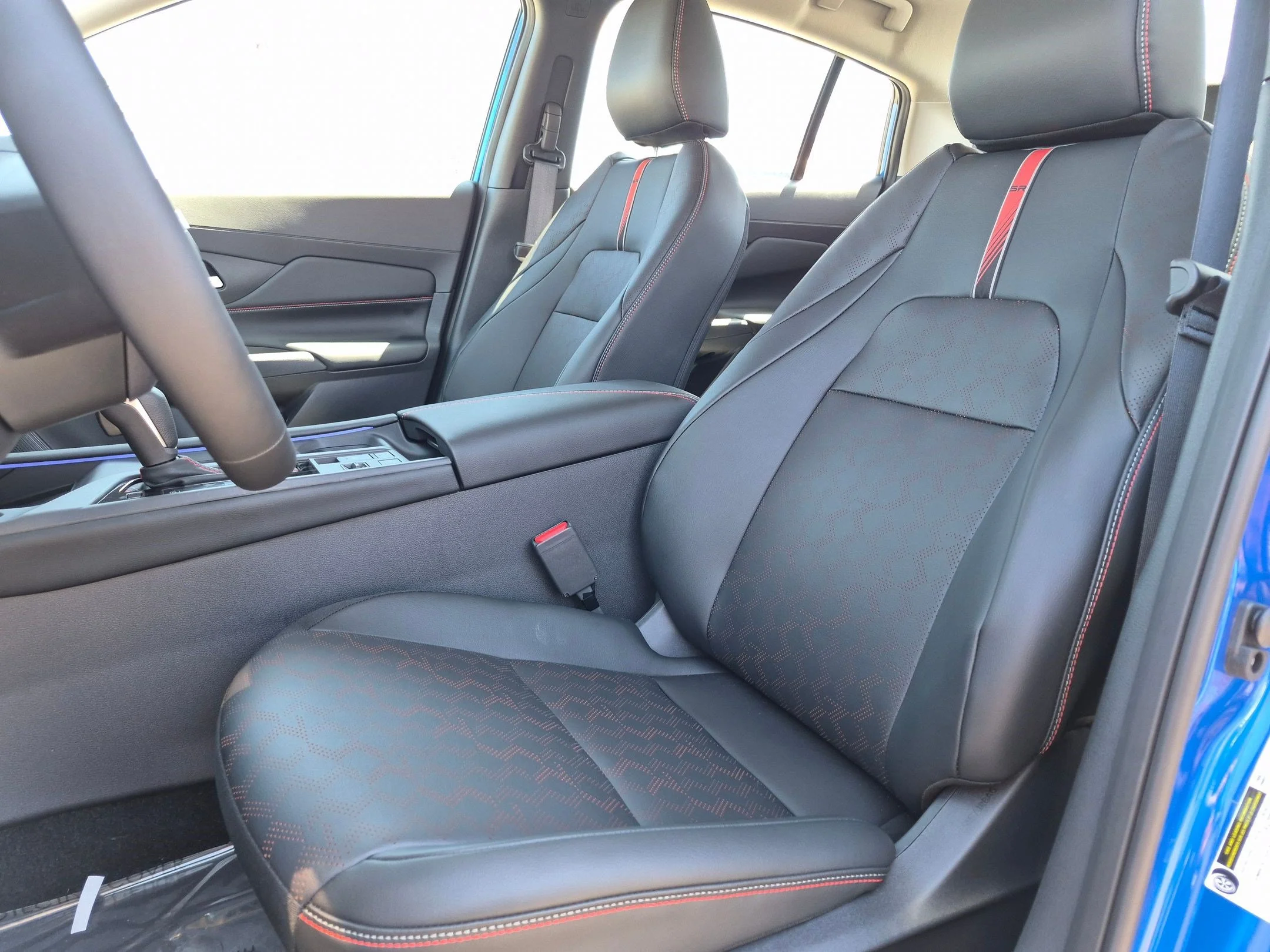 New 2026 Bluestone Pearl/Super Black Nissan SR image 16