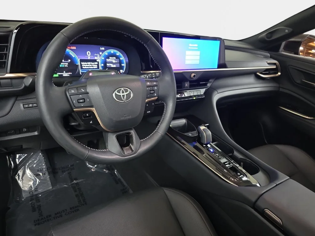 Used 2025 Red Toyota Limited image 12