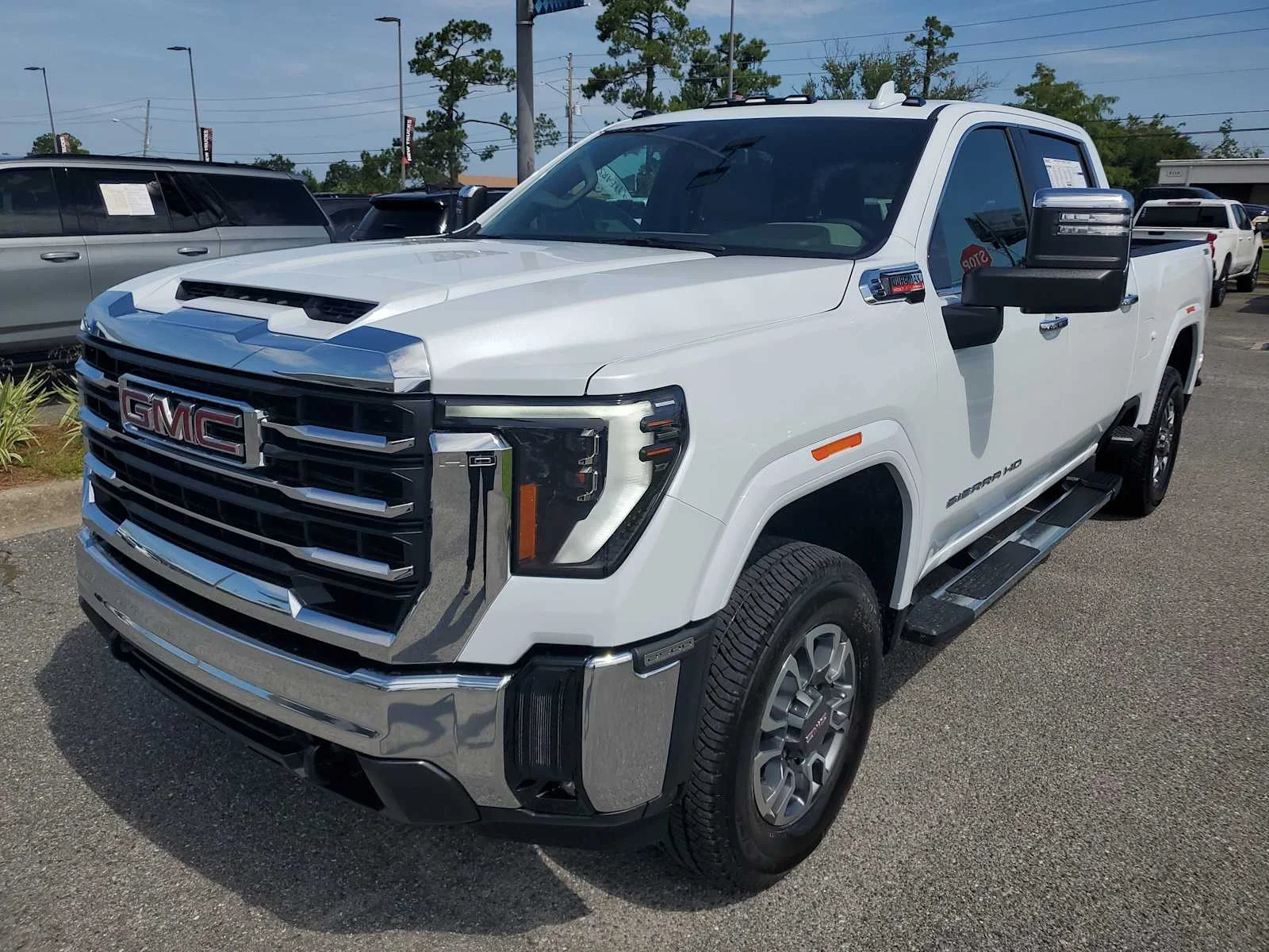 New 2026 Glacier White Tricoat GMC SLT image 1
