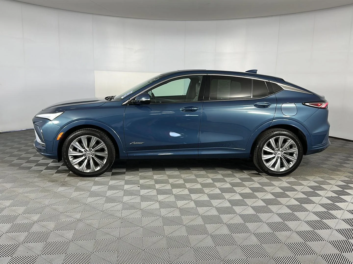 Used 2024 Ocean Blue Metallic Buick Avenir image 6