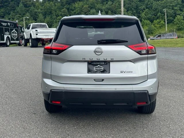 Used 2024 Silver Nissan SV image 6
