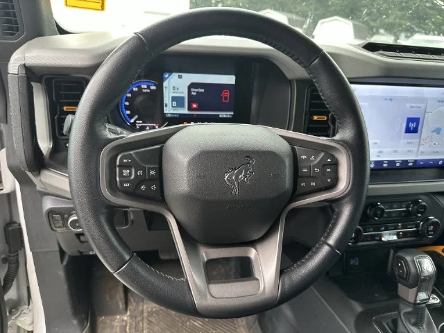 Used 2023 White Ford Badlands image 20