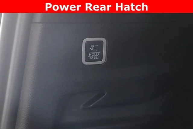 New 2026 Bright White Clear-Coat Exterior Paint Jeep Summit Reserve image 33
