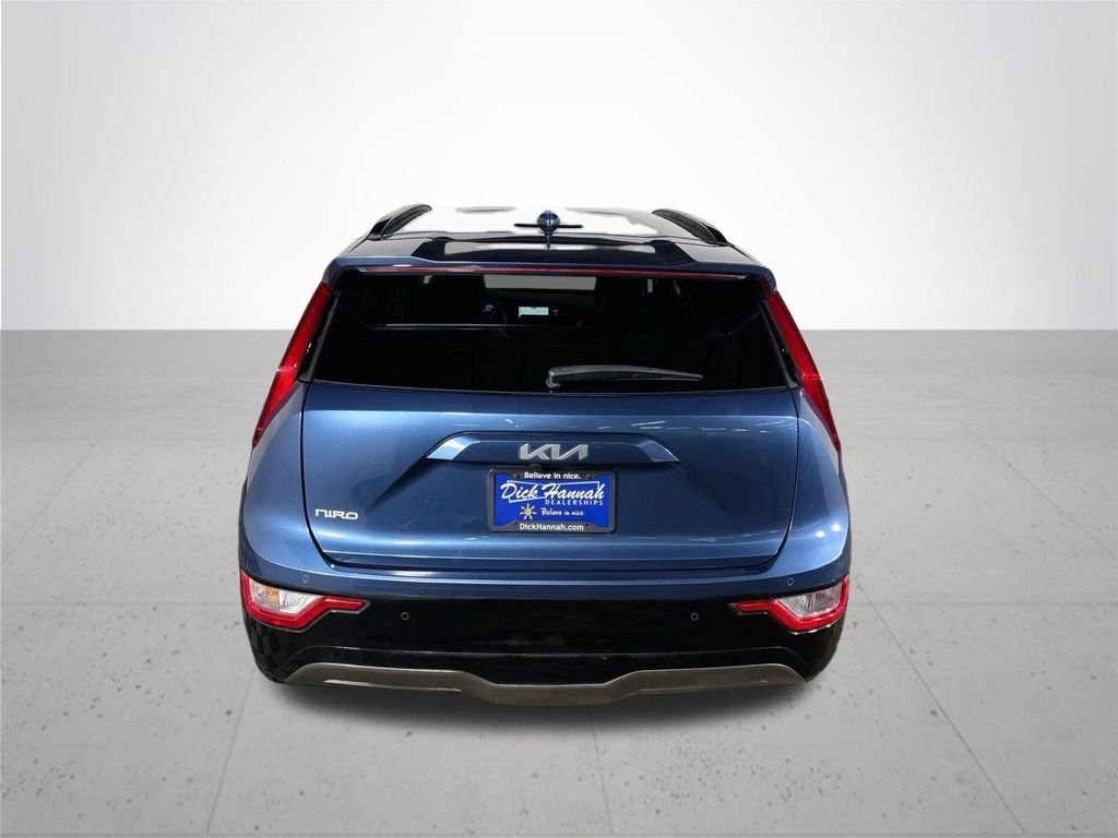 Used 2024 Blue Kia Wind image 7