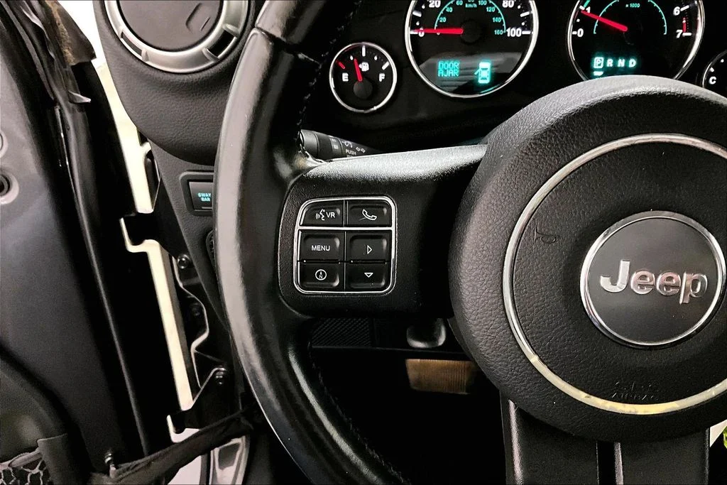 Used 2018 Gray Jeep Unlimited Rubicon image 11