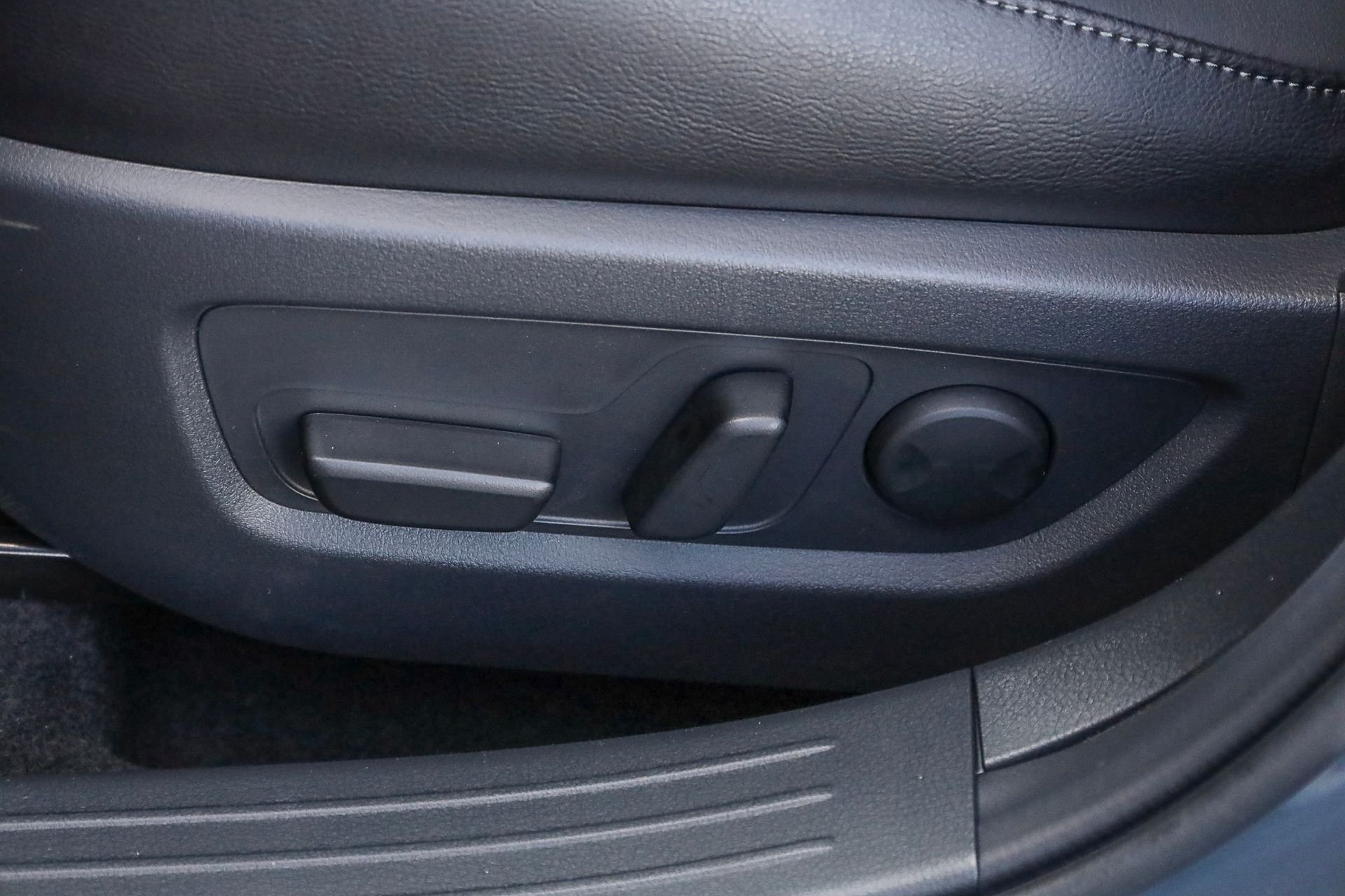 New 2026 Polymetal Gray Metallic Mazda Premium AWD image 10