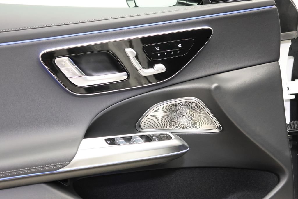 New 2027 Polar White Mercedes-Benz E 450 image 31
