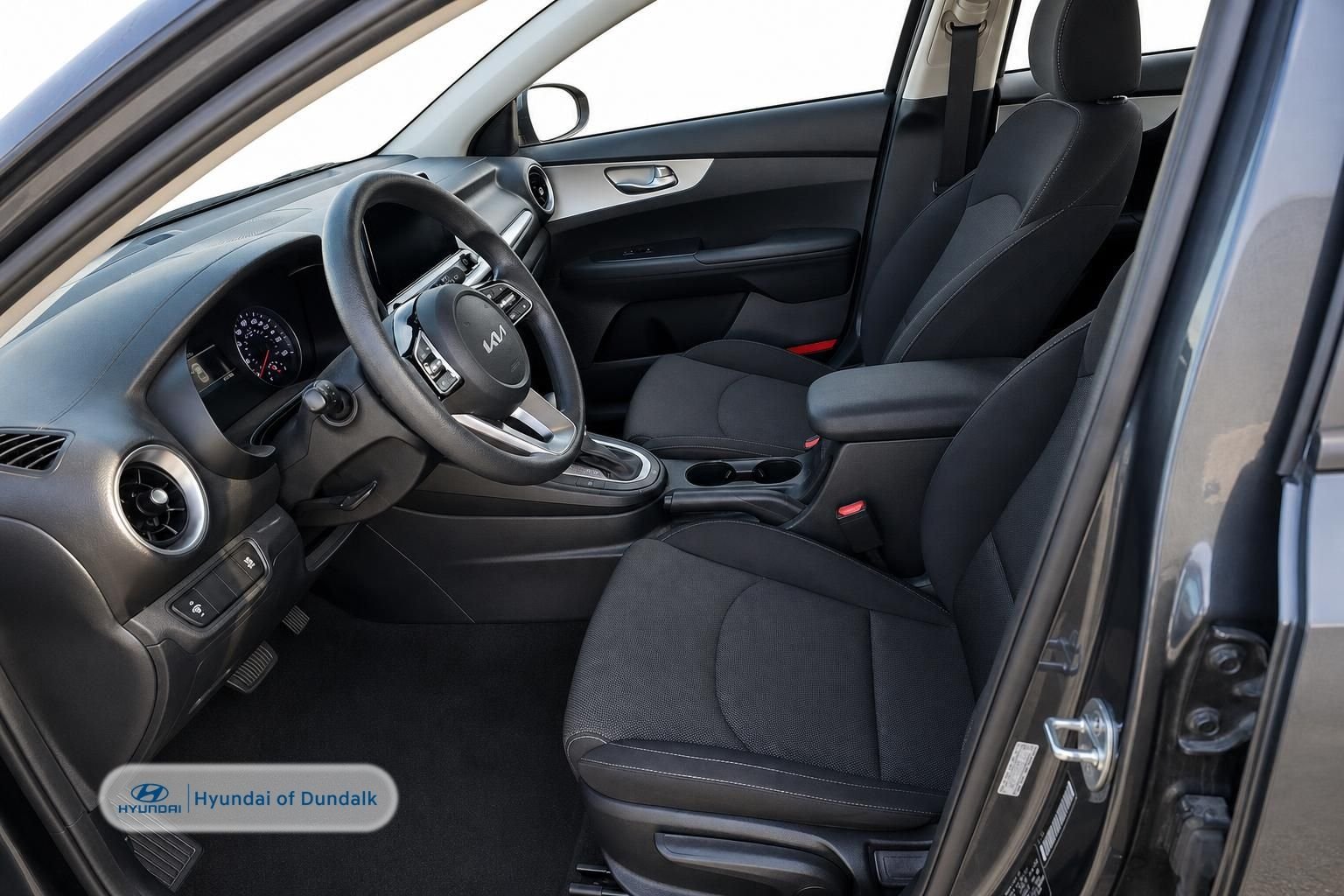 Used 2023 Gray Kia LXS image 7
