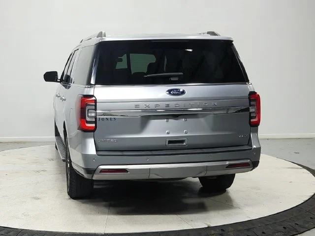 Used 2022 Silver Ford Limited image 6
