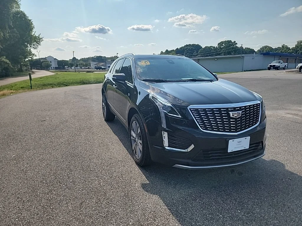 Used 2024 Stellar Black Metallic Cadillac Premium Luxury image 4