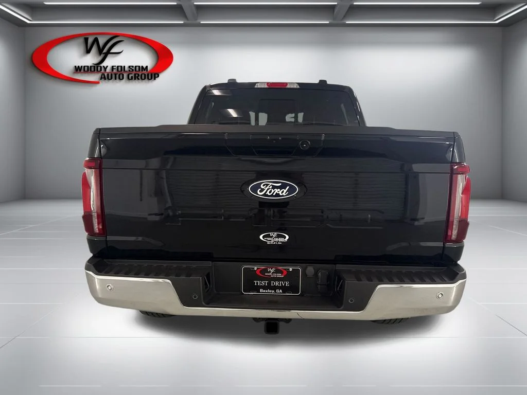 Used 2025 Black Ford Lariat image 9