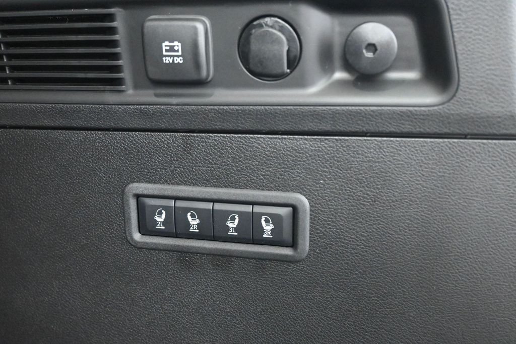 New 2026 High Gloss Black Exterior Paint Jeep Limited Reserve image 16