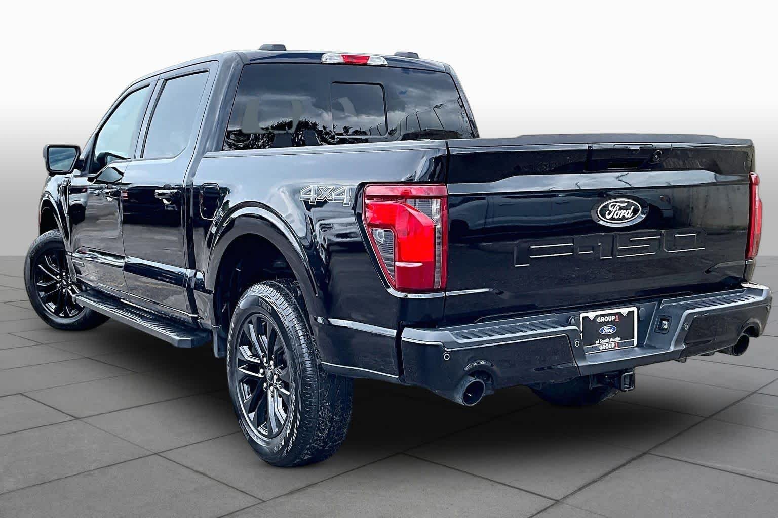 Used 2025 Agate Black Metallic Ford XLT image 6