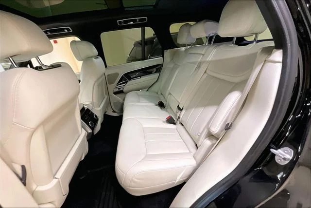 2023 Land Rover Range Rover SE - Photo 14